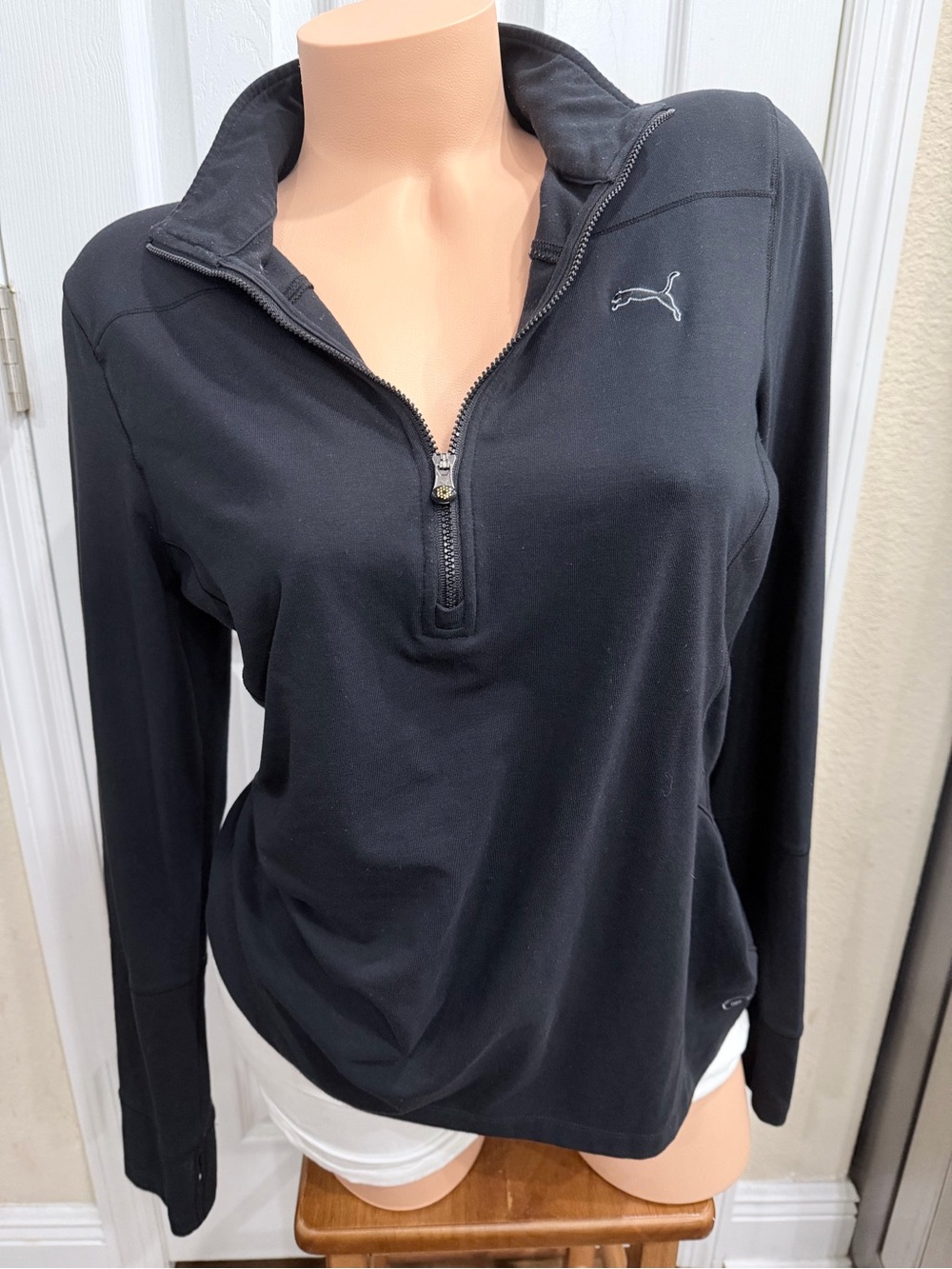 PUMA Sportlifestyle Women M Black Quarter Zip Stretch Running Workout Top